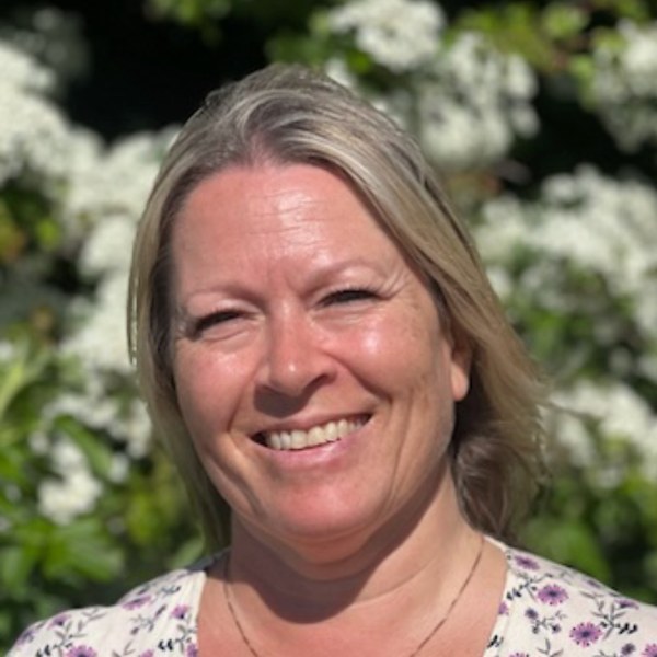 Lisa Hjorth Elliott, PT